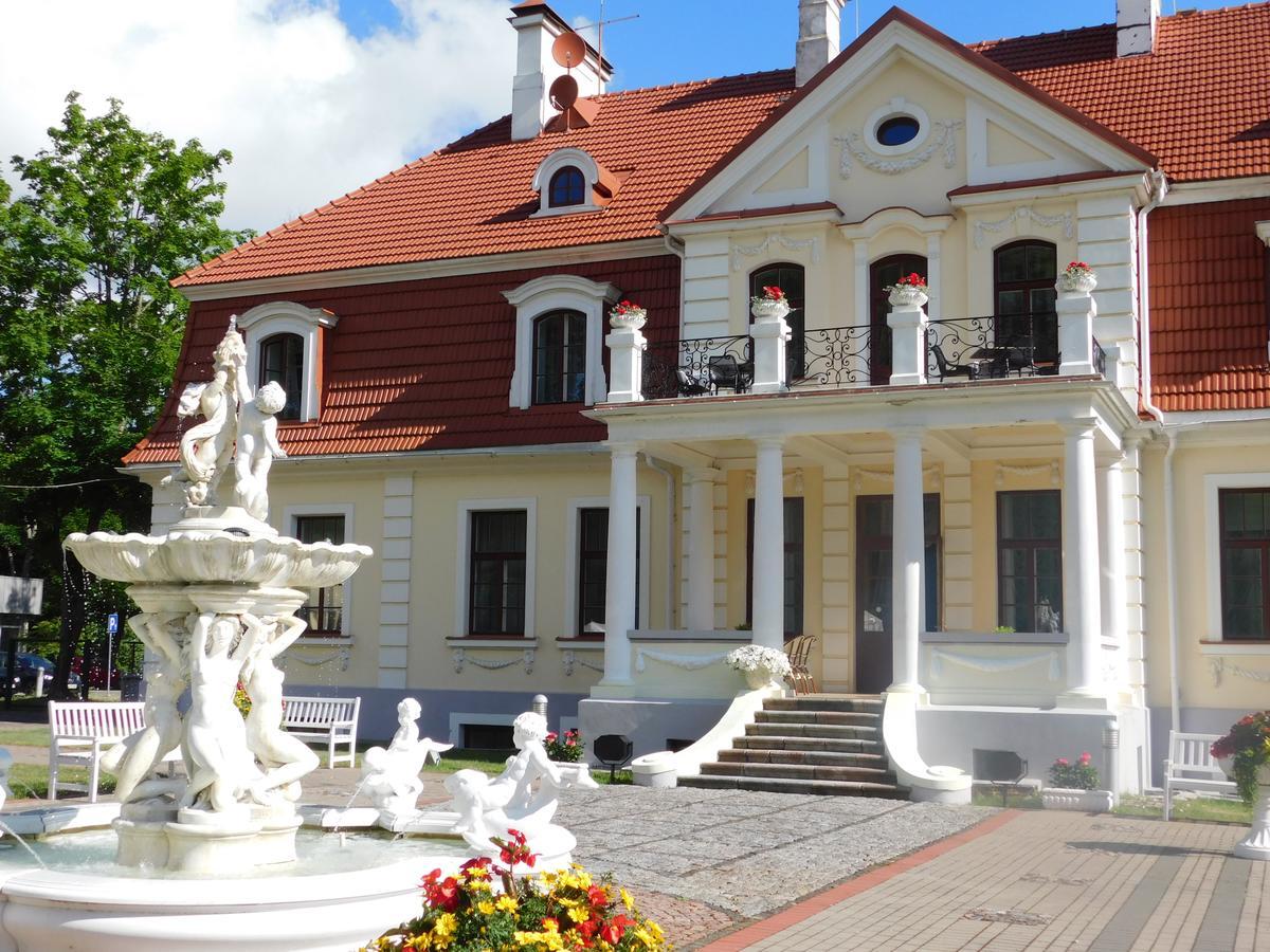 Sventes Muiza Hotel Exterior photo