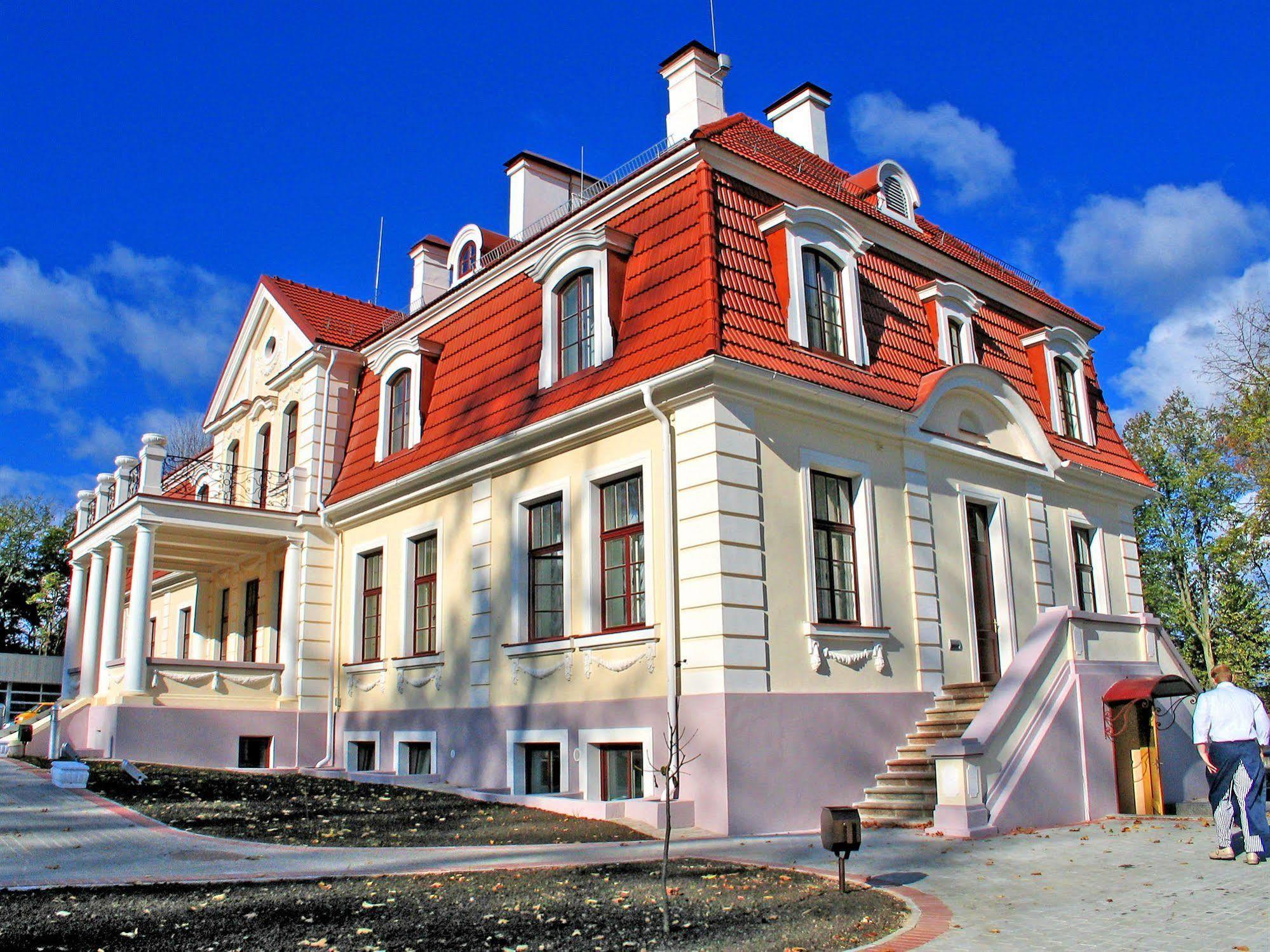 Sventes Muiza Hotel Exterior photo